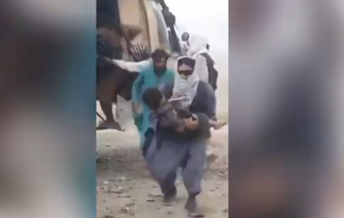 Over 800 dead, more than 2,700 the injured from the earthquake in Afghanistan – dramatic images from the tragedy