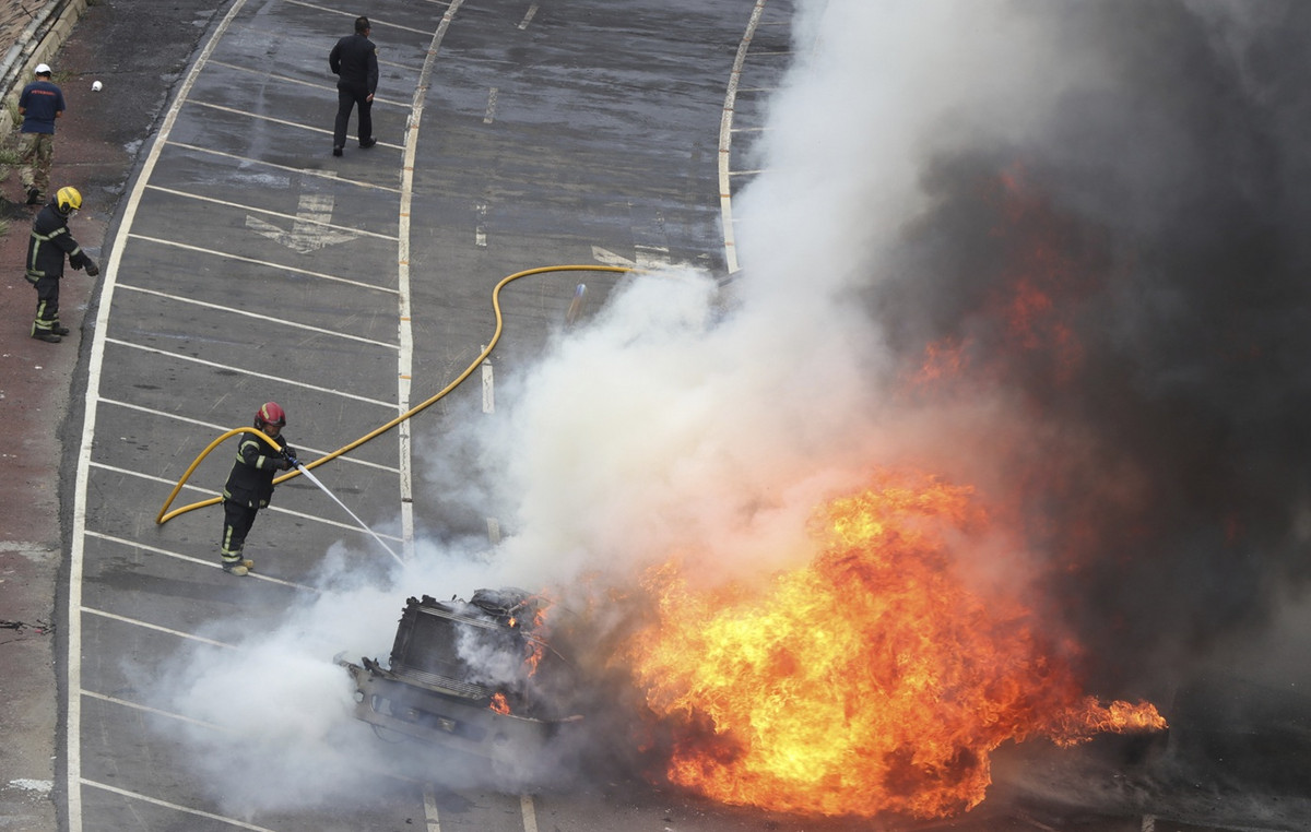 Tanker explosion in Mexico with 4 dead and 90 wounded – shocking images Tanker explosion in Mexico with 4 dead and 90 wounded – shocking images