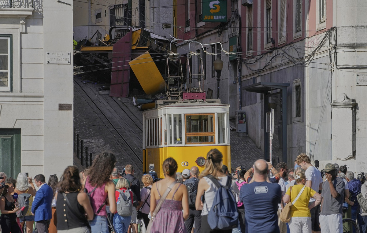 At least 8 tourists among the dead in Lisbon – they checked the cable car a few hours before the accident At least 8 tourists among the dead in Lisbon – they checked the cable car a few hours before the accident