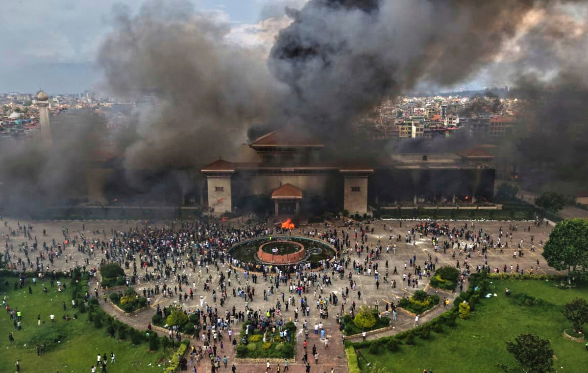 At 25 dead riots in Nepal, at least 633 injured – Kathmandu Airport opened