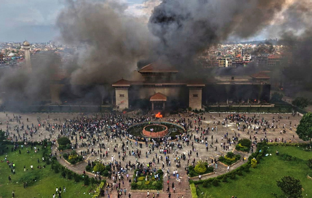 Chaos in Nepal: The army on the streets, Gen Z returned home and throws the responsibility of episodes in provocateurs