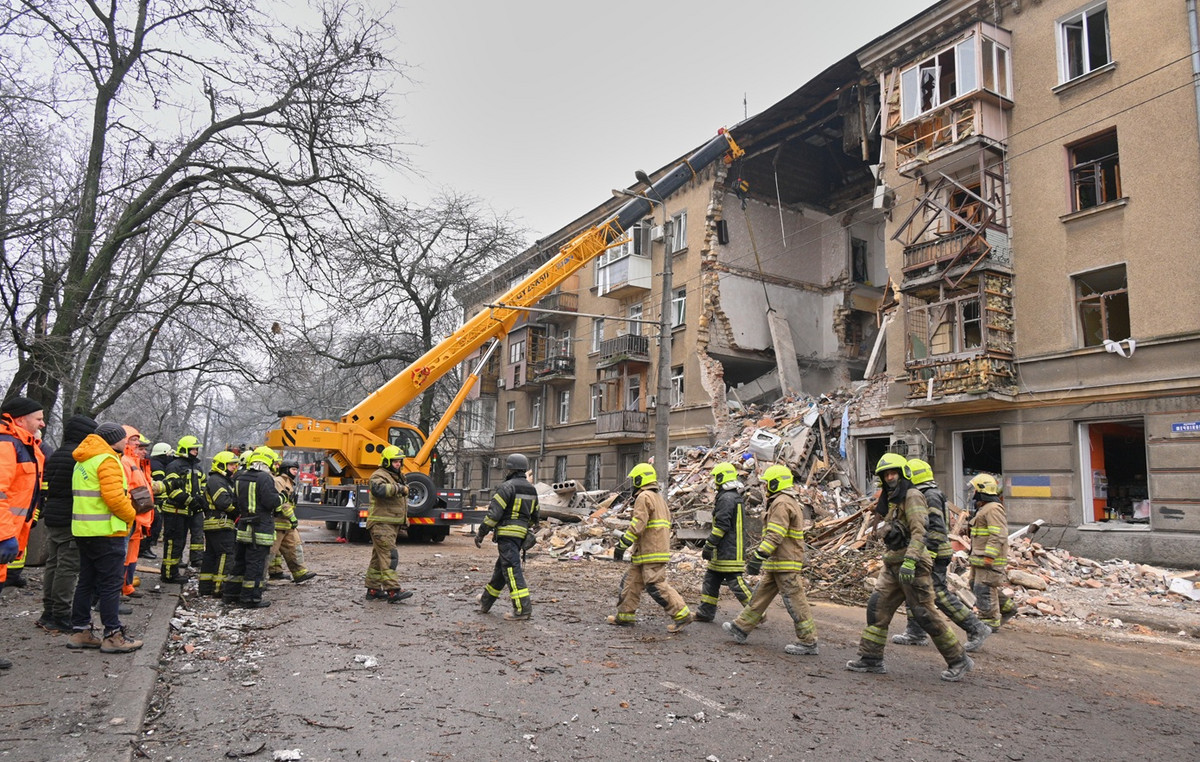 A nighttime Russian drone attack on Odessa, southern Ukraine, has claimed the life of a woman after