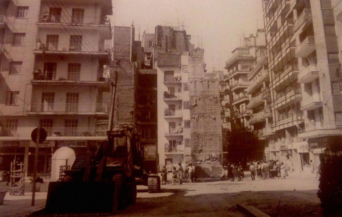 Σαν σήμερα 20 Ιουνίου: Ο καταστροφικός σεισμός των 6,5 Ρίχτερ που συγκλόνισε τη Θεσσαλονίκη