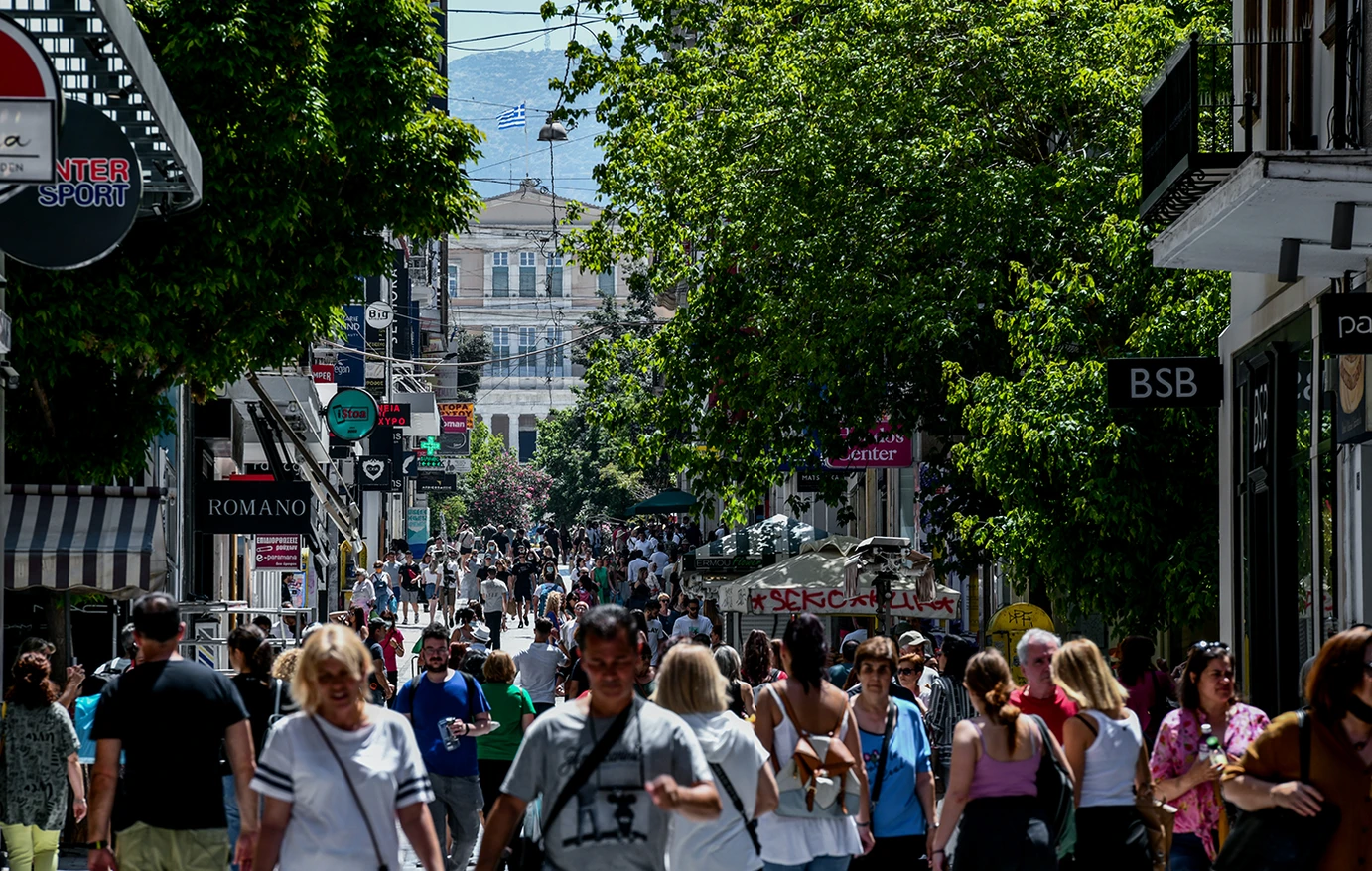 Τα SOS για υπερωρίες, άδειες, ψηφιακή κάρτα στο εργασιακό νοσμοσχέδιο