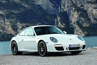 Η νέα Porsche 911 GTS