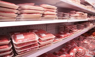 Ανακλήθηκαν παρασκευάσματα κρέατος