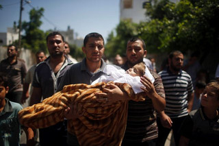 Δύο ακόμη νεκροί Παλαιστίνιοι από βομβαρδισμούς