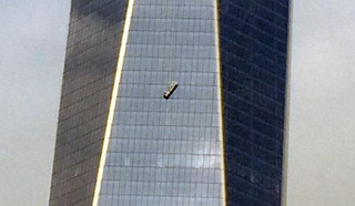 Δραματική διάσωση καθαριστών τζαμιών στο World Trade Center