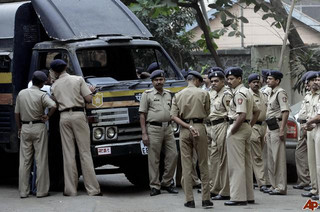 Τρεις ακόμη συλλήψεις για το βιασμό τουρίστιας στην Ινδία