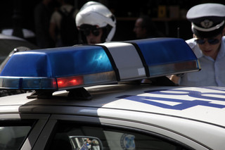 Άνδρας πυροβόλησε δύο αστυνομικούς στην Κρήτη