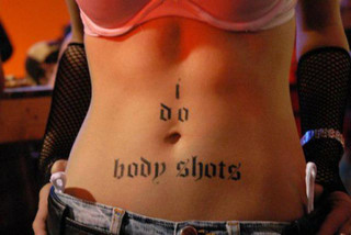 belly_button_tattoos_640_10