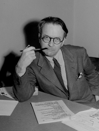 RAYMOND CHANDLER