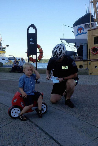 24-lets-not-forget-that-cops