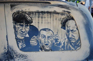 Scott-Wade-can-turn-your-dirty-car-into-art-012