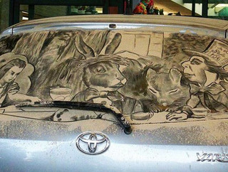 Scott-Wade-can-turn-your-dirty-car-into-art-016