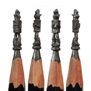 amazing_tiny_lead_sculptures_carved_into_the_tips_of_pencils_640_14