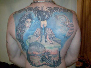 Bad-tattoos-that-are-worth-regretting-016