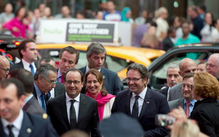 HOLLANDE1
