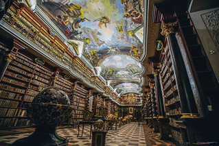 beautiful_library_prague_06