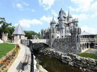 anyone-want-to-buy-a-creepy-castle-for-45-million-13-photos-15