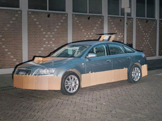 photographer-goes-around-and-pimps-random-cars-9-photos-3