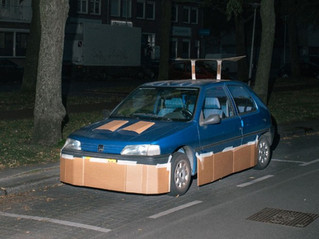 photographer-goes-around-and-pimps-random-cars-9-photos-9
