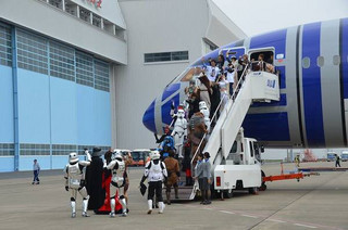 star-wars-themed-flights-are-a-thing-in-japan-photos-5