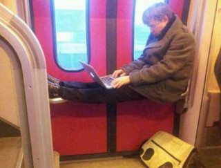 subways-are-strange-30-photos-8-e1445609941227