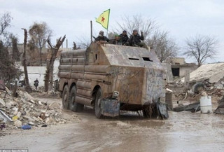 syria_military_car_09