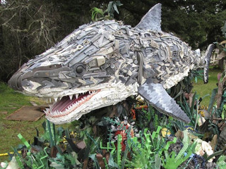these-sculptures-are-made-entirely-from-beach-waste-photos-1