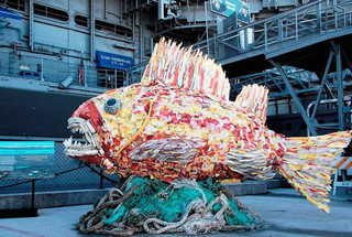 these-sculptures-are-made-entirely-from-beach-waste-photos-2