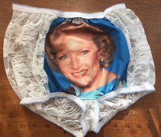 golden-girls-granny-panties-bullets-and-bees-13