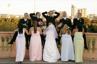 ridiculous-wedding-photos14