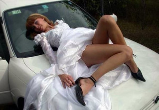 ridiculous-wedding-photos2