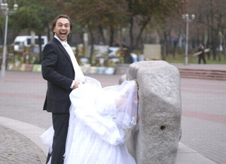 ridiculous-wedding-photos28