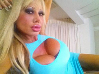 this_real_life_barbie_doll_has_boobs_so_big_they_might_explode_640_08