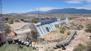 earthships_06