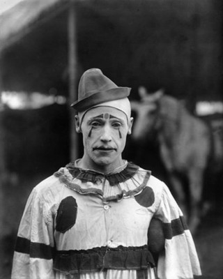 old_circus_19