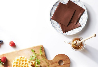 sliced_chocolate_bourbon_japan_10