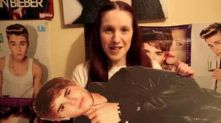 this_girl_has_taken_her_obsession_with_justin_bieber_way_too_far_640_02
