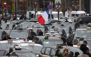 FRANCE_STRIKE12