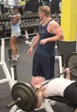 Funny-gym-moments-17