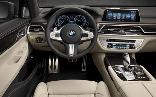 bmw_m760li_xdrive_in