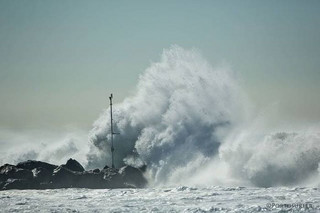 breaking_waves_02