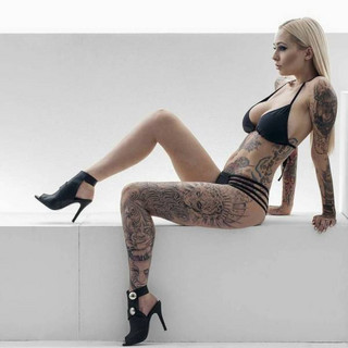 girls_who_like_ink_05