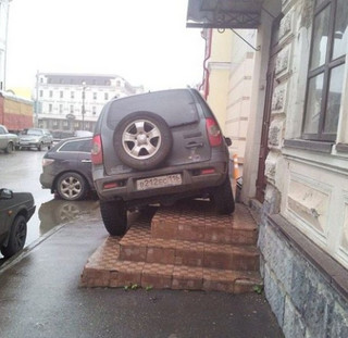 parking-fails-014-04142015