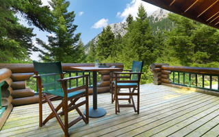 Elatos Chalet_Veranda_1_edited