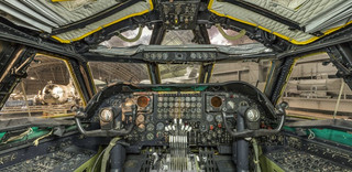cockpit5