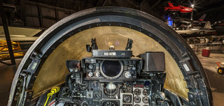 cockpit8