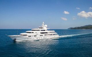 yacht1